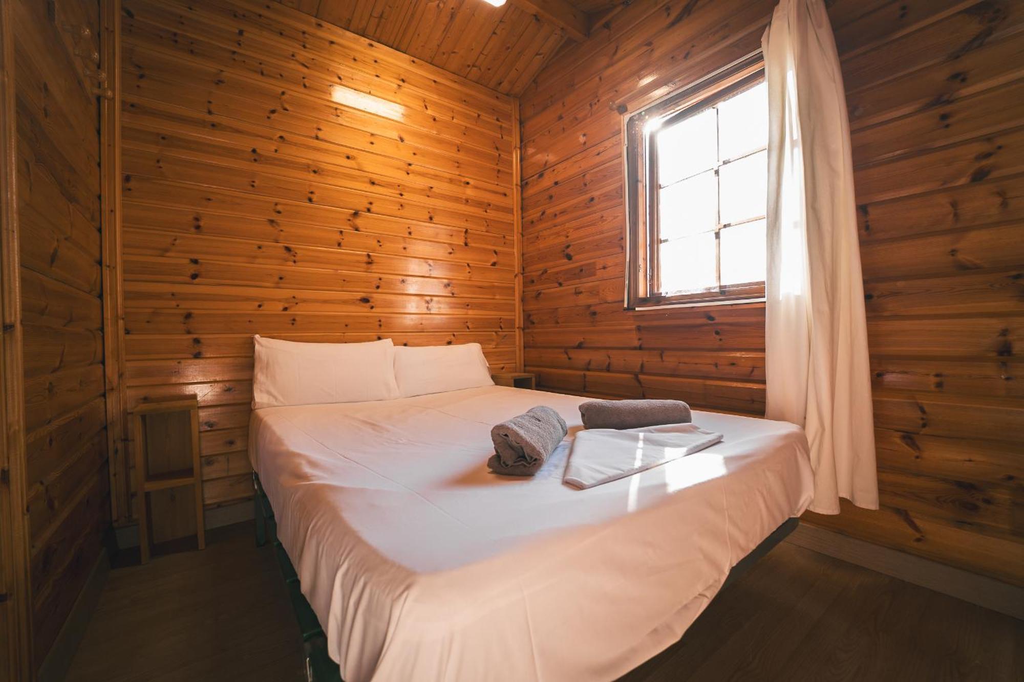 Camping Tres Estrellas Mediterraneo チルチェス エクステリア 写真