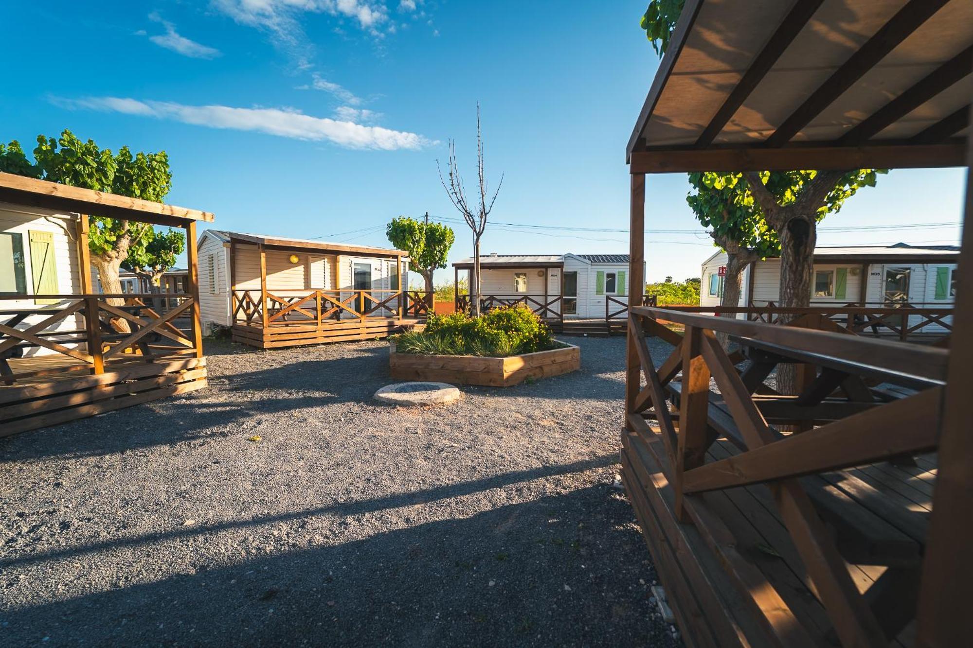 Camping Tres Estrellas Mediterraneo チルチェス エクステリア 写真