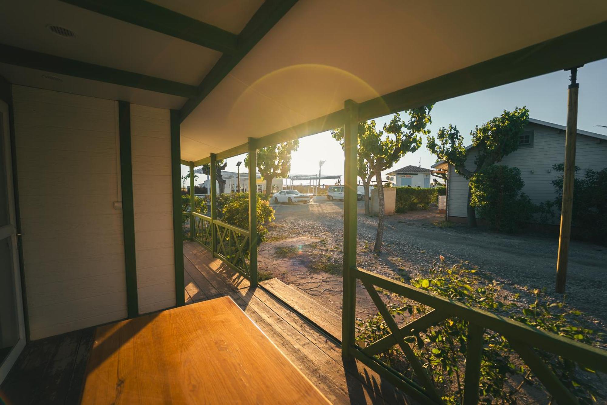 Camping Tres Estrellas Mediterraneo チルチェス エクステリア 写真